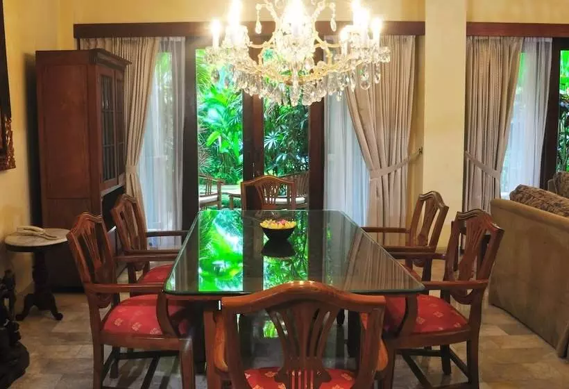 リゾートホテル Kumala Pantai