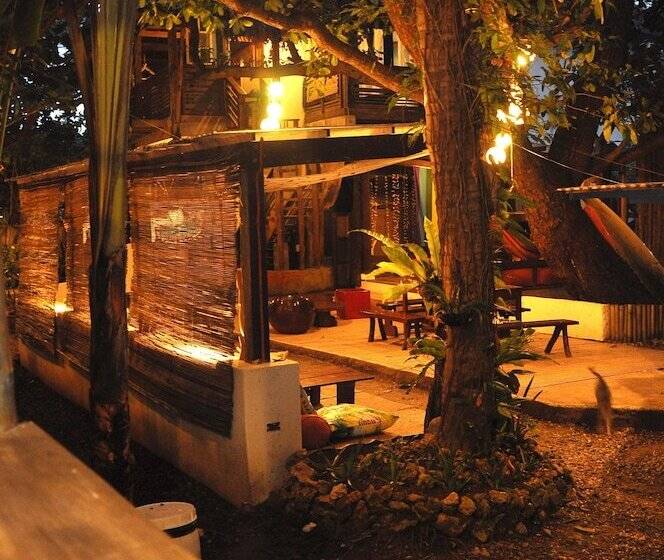 リゾートホテル Lazy Dog Bed & Breakfast