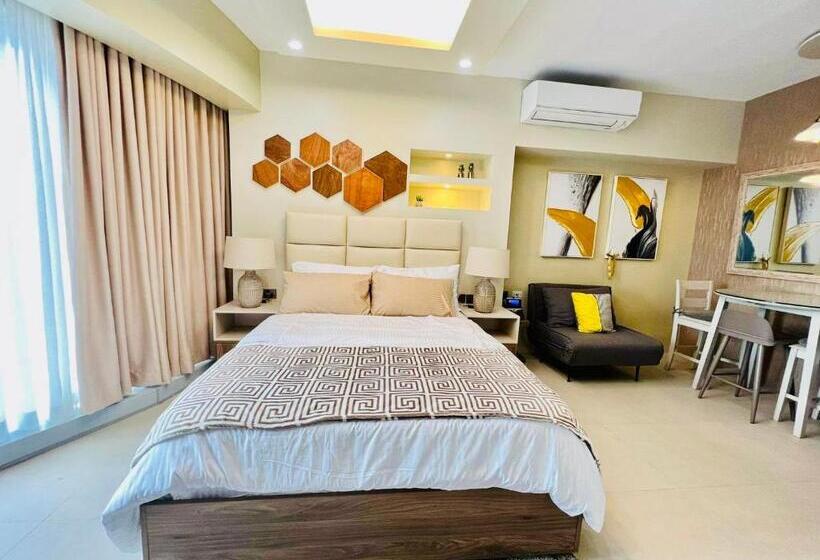 Aeon Towers Studio Suite