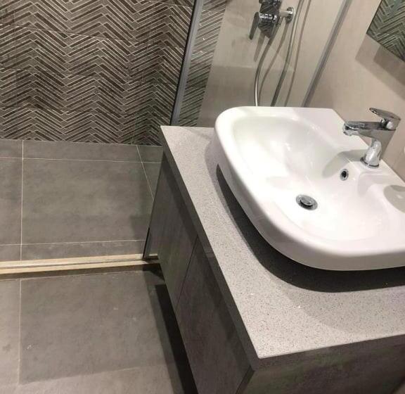 Aeon Towers Studio Suite