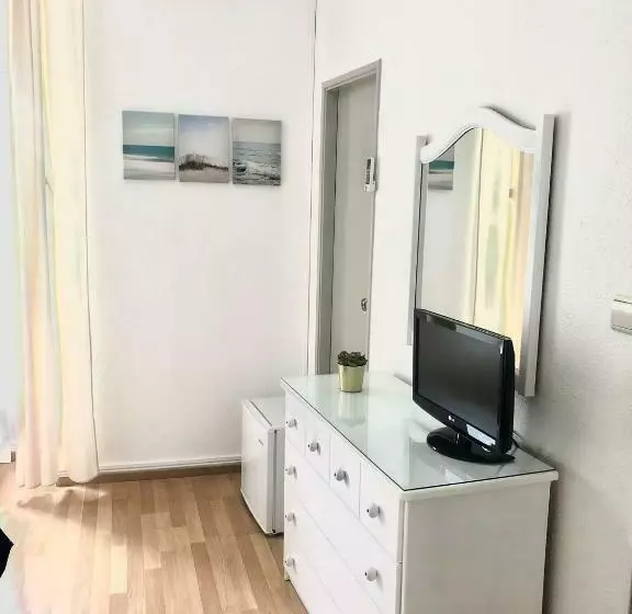 Aamiaismajoitus (B&B) Arcada House Tavira