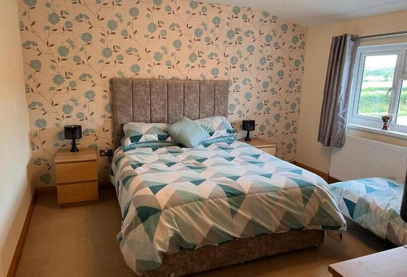 צימר The Lamb Of Rhos