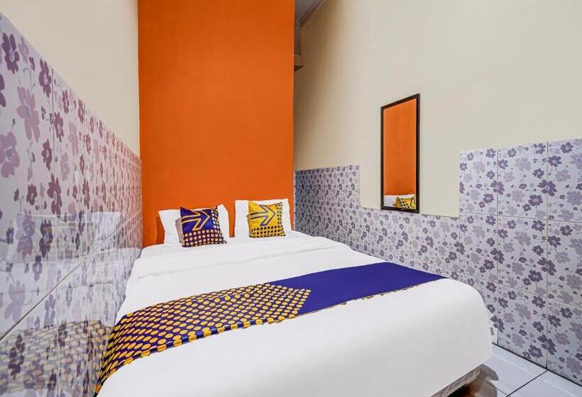 Hotel Spot On 91186 Losmen Yanti