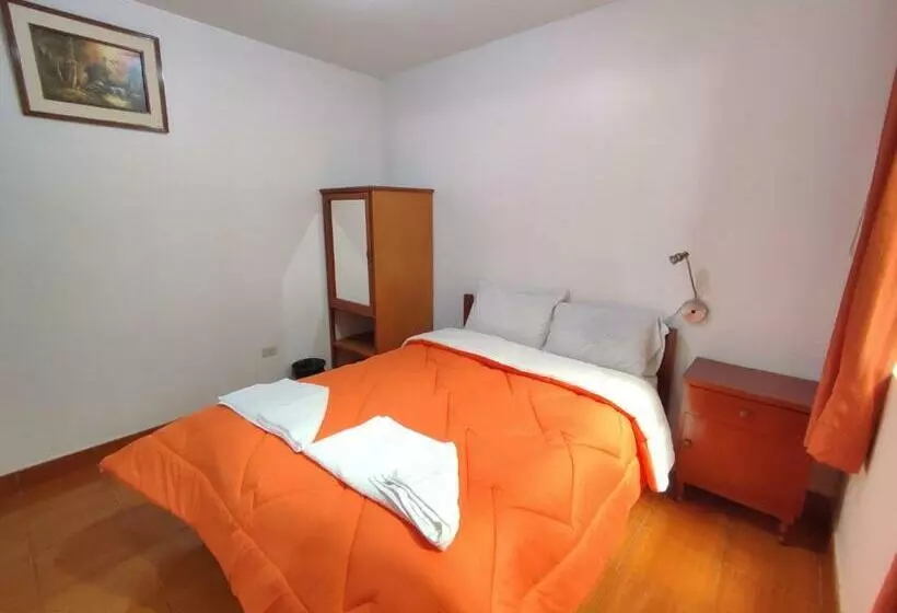 تختخواب و صبحانه Sunrise Guest House