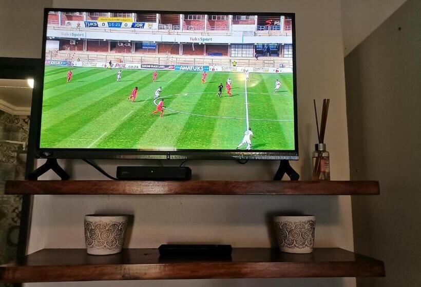 بنسيون Dr M Beauty Lounge And Guest House