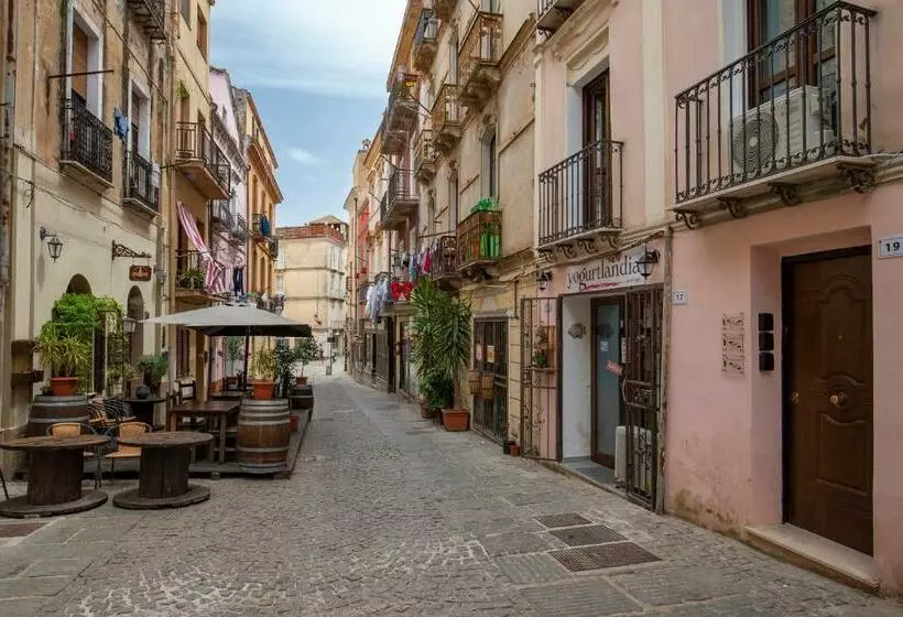 Majatalo Via Cavour 19, Camere Del Conte