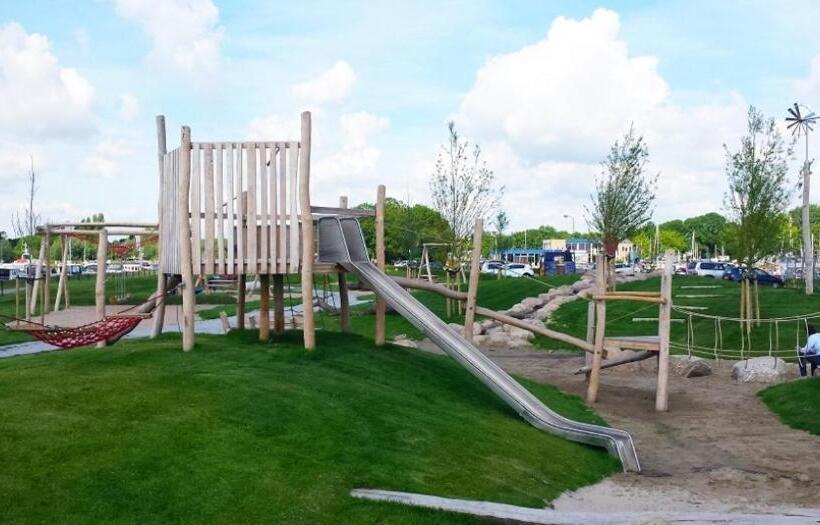 בית מלון כפרי Biesbosch