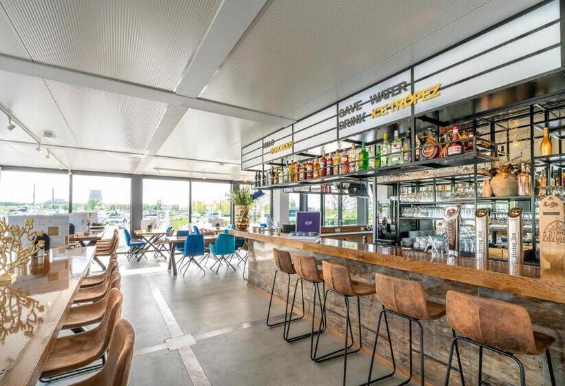 בית מלון כפרי Biesbosch