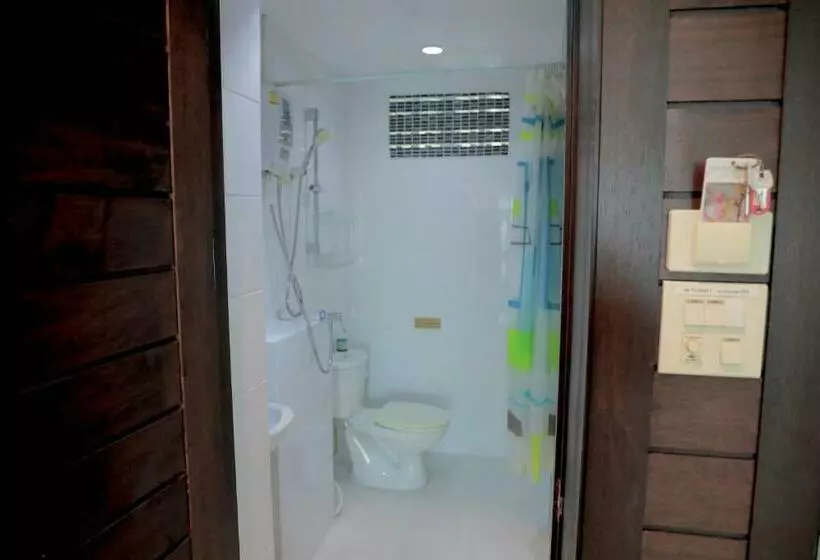 Hotelli Thomlek Guesthouse