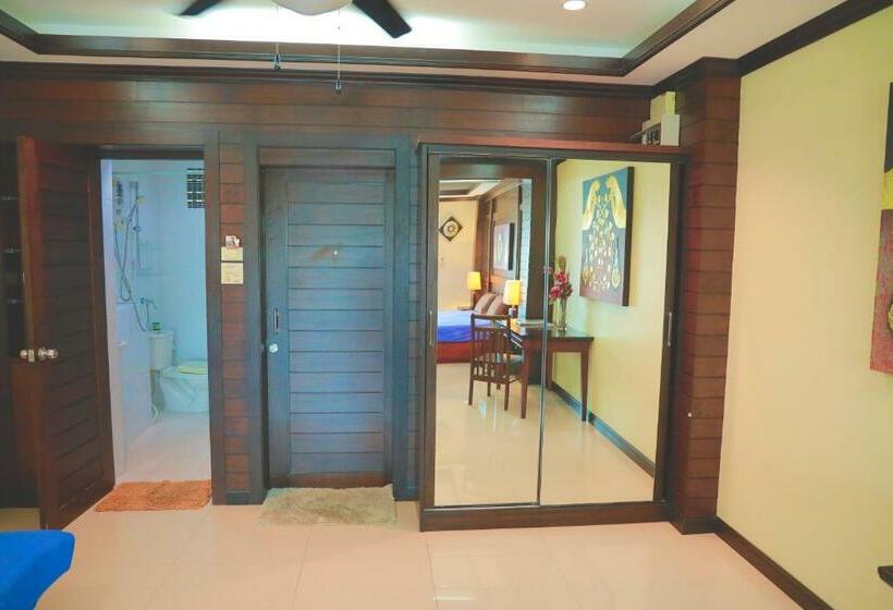 בית מלון כפרי Thomlek Guesthouse