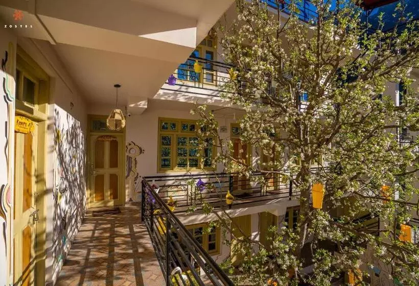 Retkeilymaja Zostel Sangla