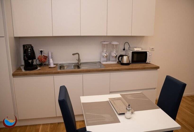 تختخواب و صبحانه Beauty House Via Veneto