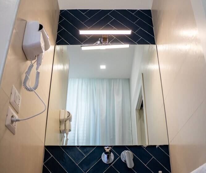 تختخواب و صبحانه Beauty House Via Veneto