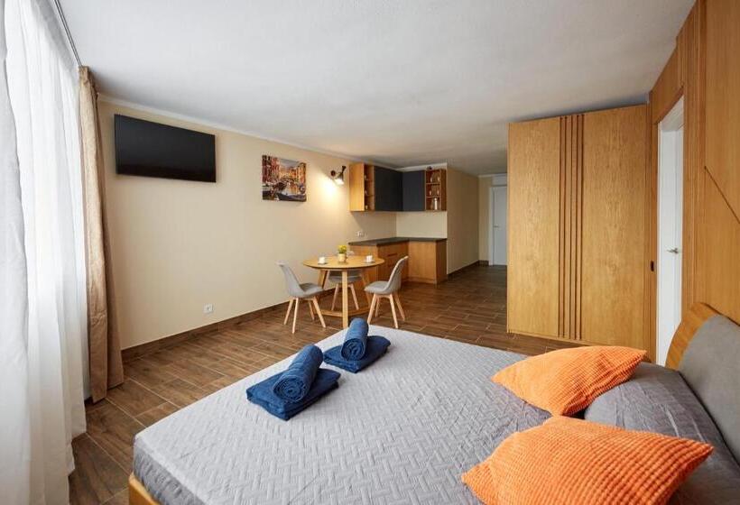 هتل El Patio Hostal