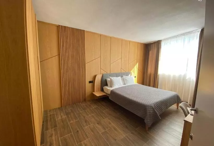 هتل El Patio Hostal