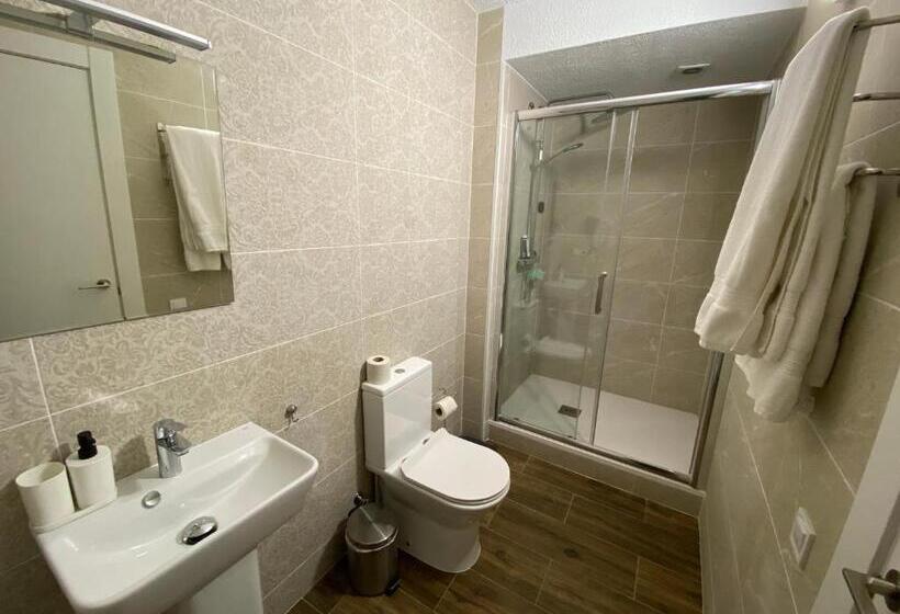 هتل El Patio Hostal