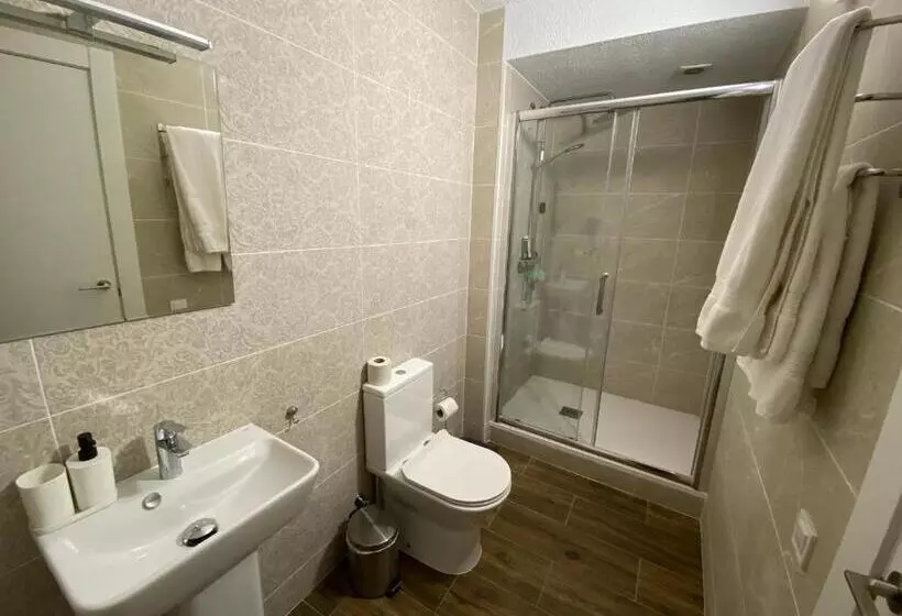 هتل El Patio Hostal