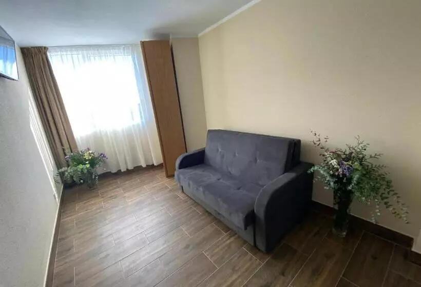 هتل El Patio Hostal