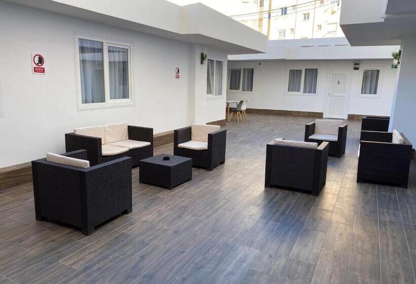 هتل El Patio Hostal