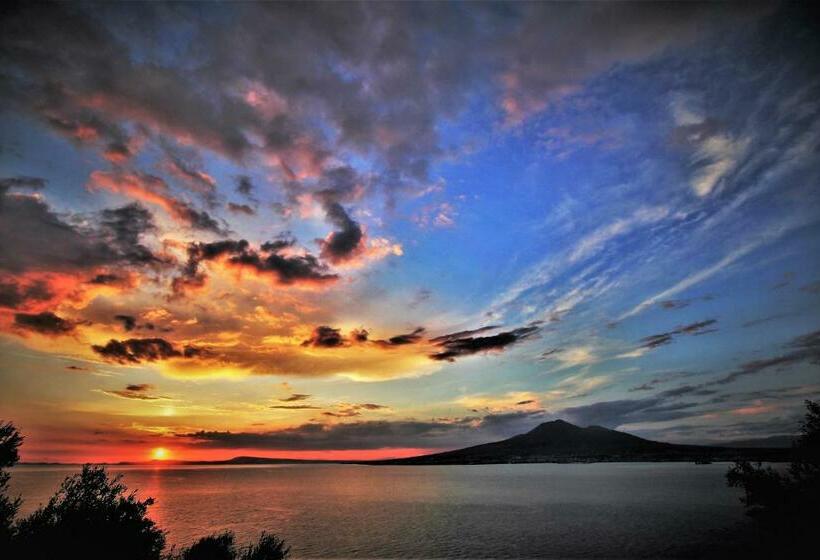 בית מלון כפרי Lucia