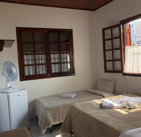 ペンション Pousada Girassol