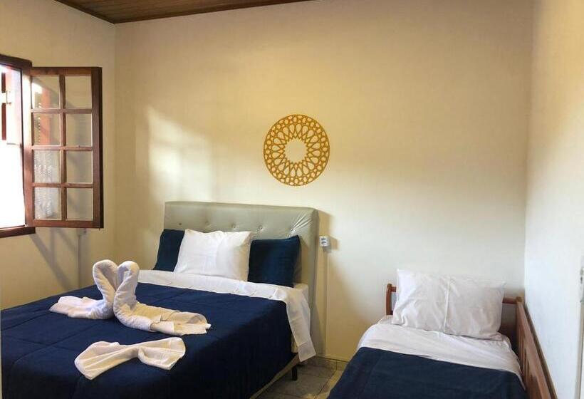 ペンション Pousada Girassol