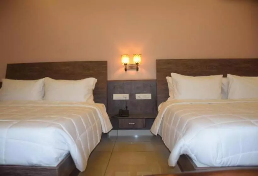 هتل Plutus Residency