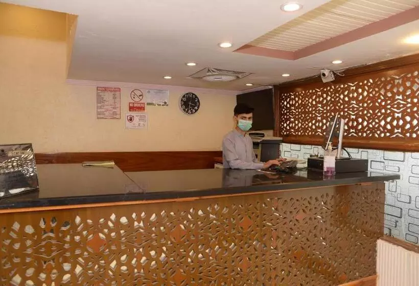 پانسیون Stay Inn Guest House