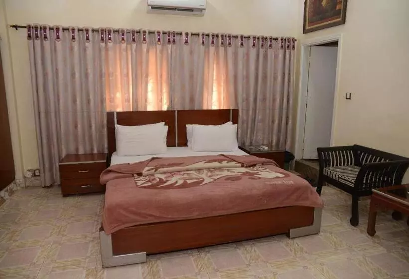 پانسیون Stay Inn Guest House