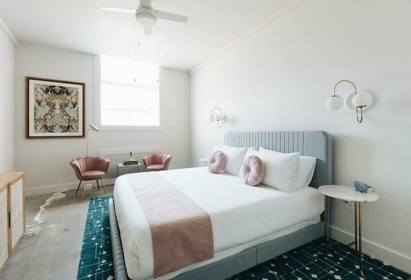 ユースホステル Fernwood Suite 103 At The Bellwether