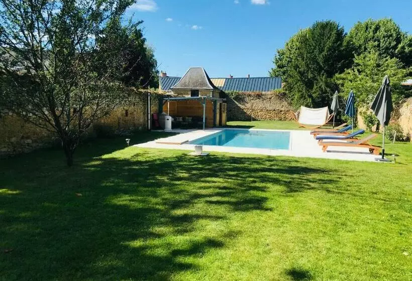 تختخواب و صبحانه Chambres Calix