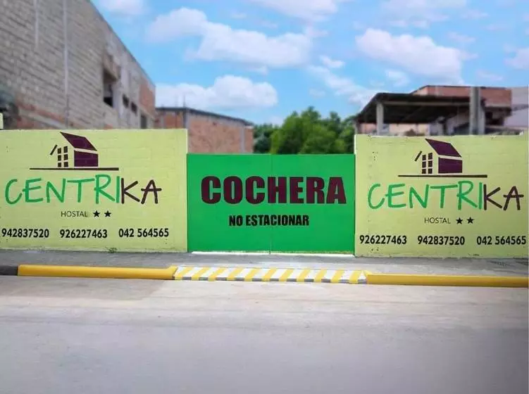 پانسیون Hostal Centrika
