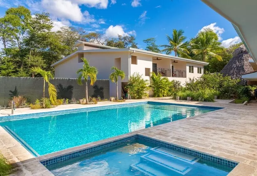 Hotelli Palm Beach Inn