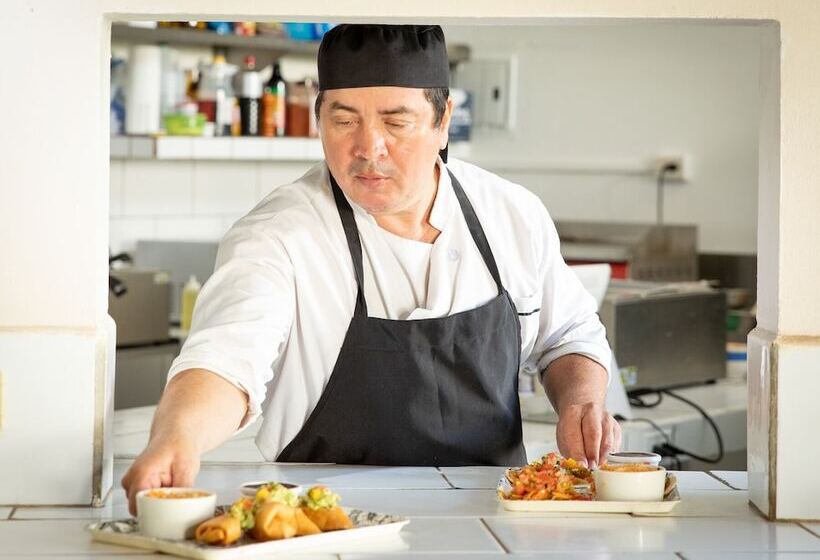 فندق Palm Beach Inn