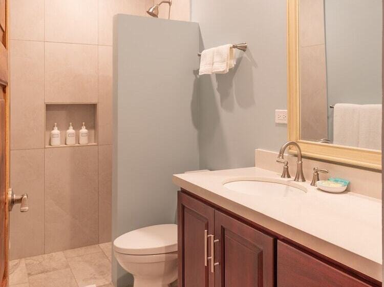 فندق Palm Beach Inn