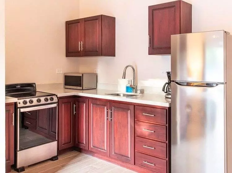 Hotelli Palm Beach Inn