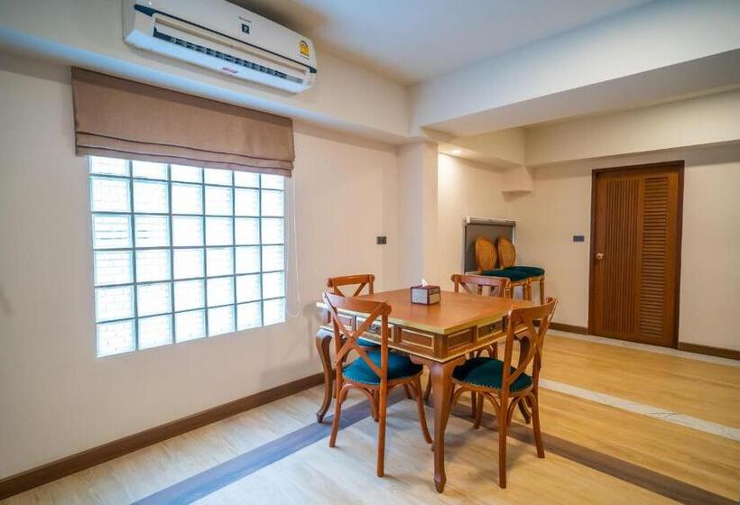 Siri Nakornpink Chiang Mai Hotel Sha Plus