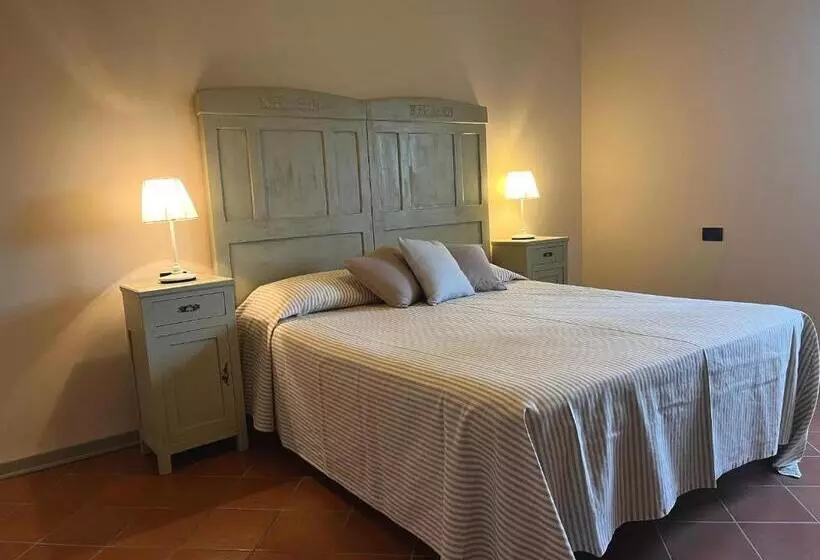 ホテル Agriturismo Il Ghiaccio