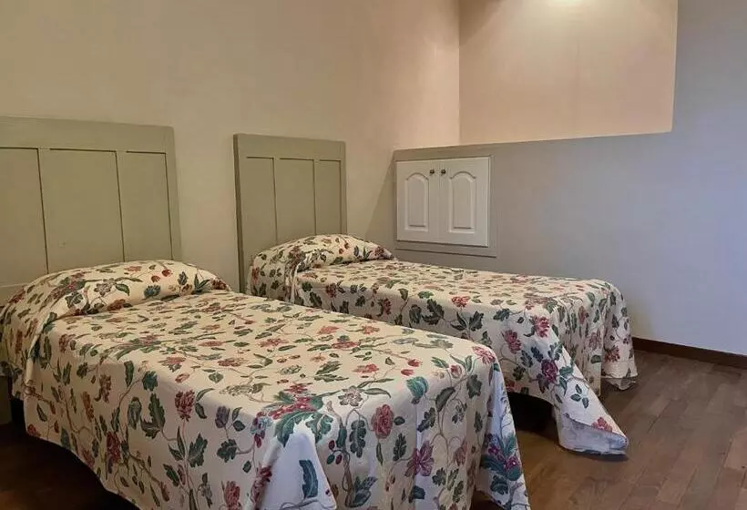 ホテル Agriturismo Il Ghiaccio