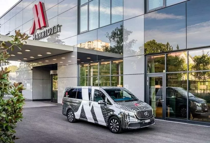 Hotelli Geneva Marriott