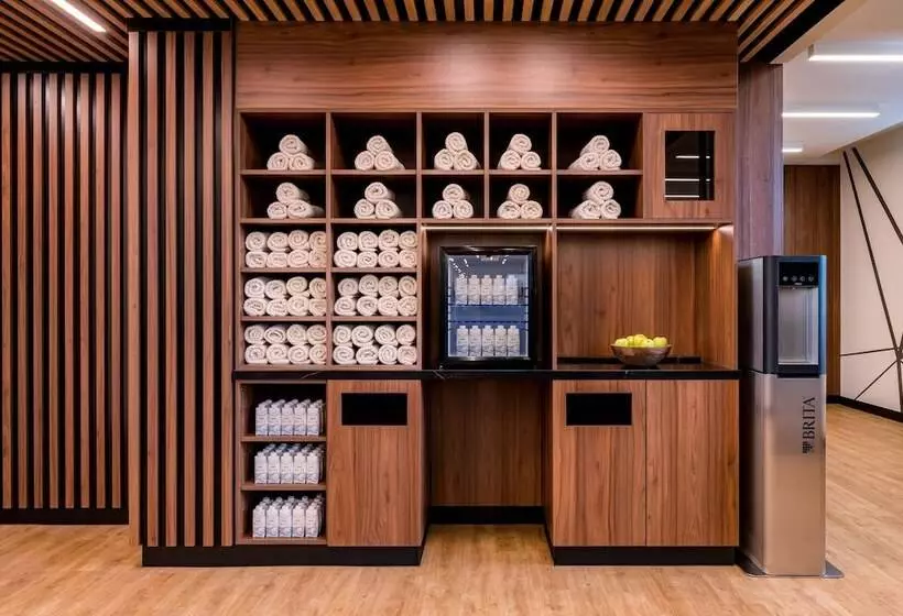 Hotelli Geneva Marriott