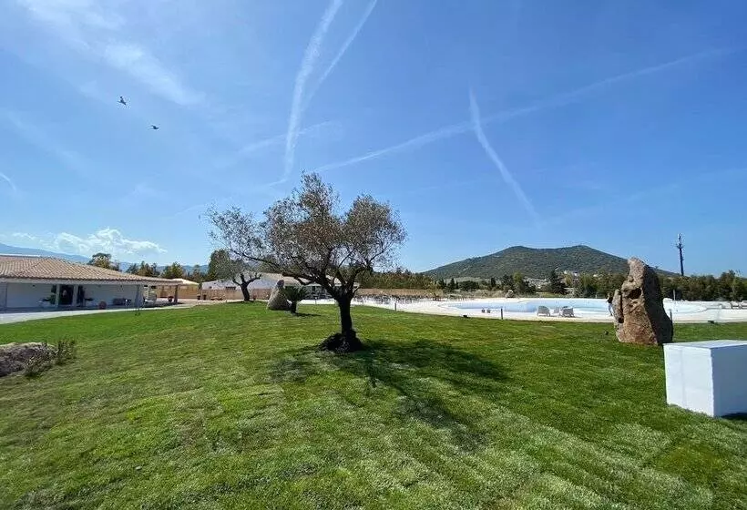 Hotelli S'Arena Beach