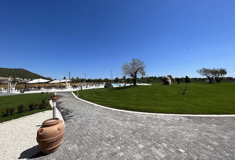 酒店 S'Arena Beach