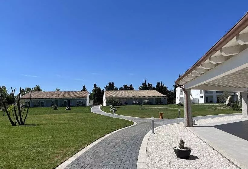 Hotelli S'Arena Beach