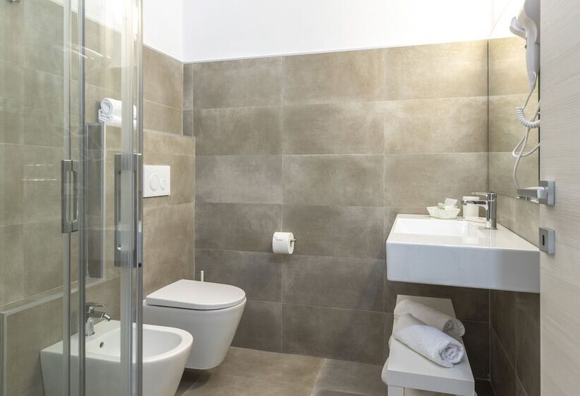 酒店 S'Arena Beach