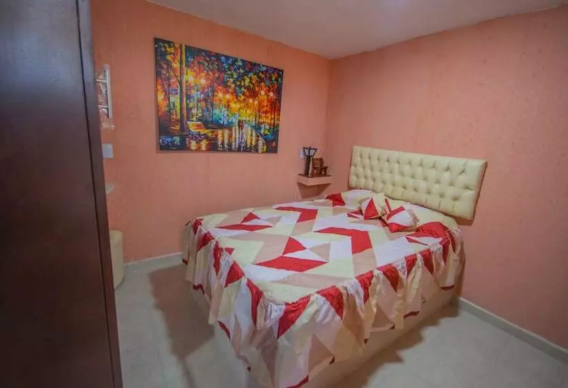 ホテル Tlatkitliyali