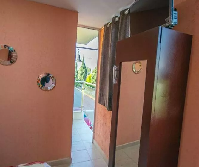 ホテル Tlatkitliyali