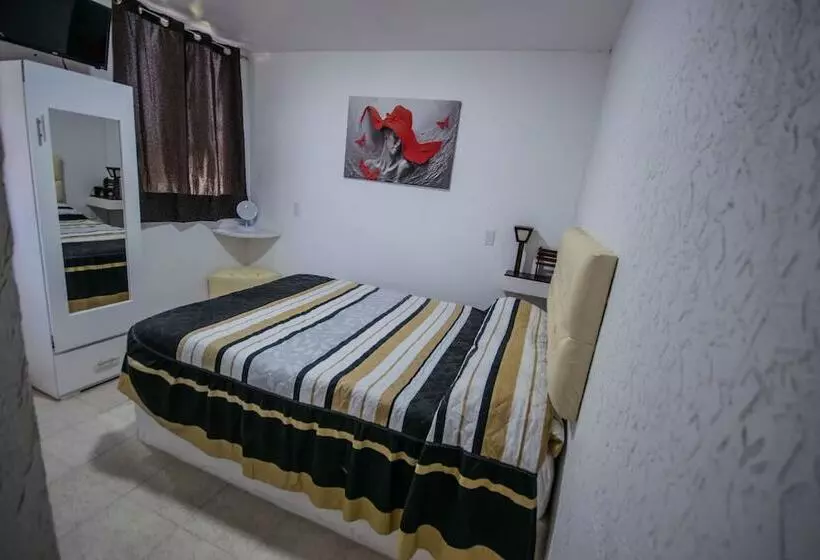 ホテル Tlatkitliyali