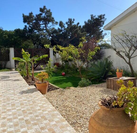 Общежитие Pachamama Surfhouse Surf&yoga