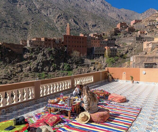 Bed and Breakfast Amazigh Family Riad